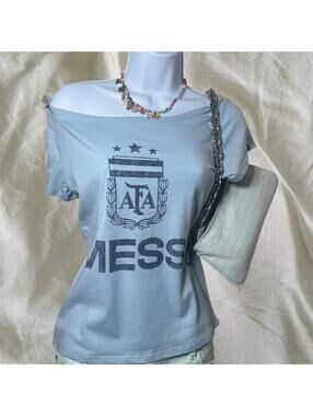 Messi Argentina AFA Off-the-Shoulder Graphic Tee | Baby Blue Y2K Soccer Top